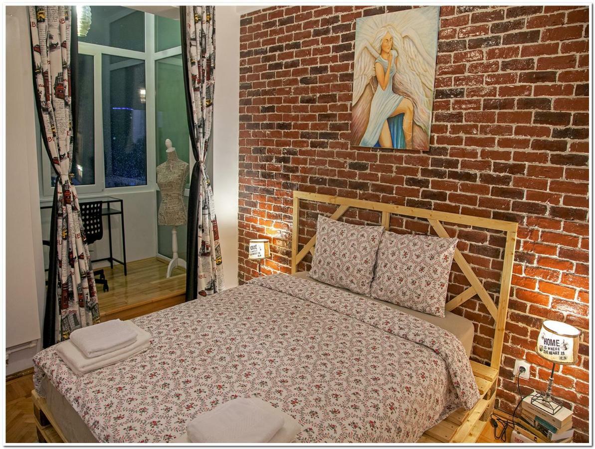 Skyview Old Town Apartment Bucarest Extérieur photo